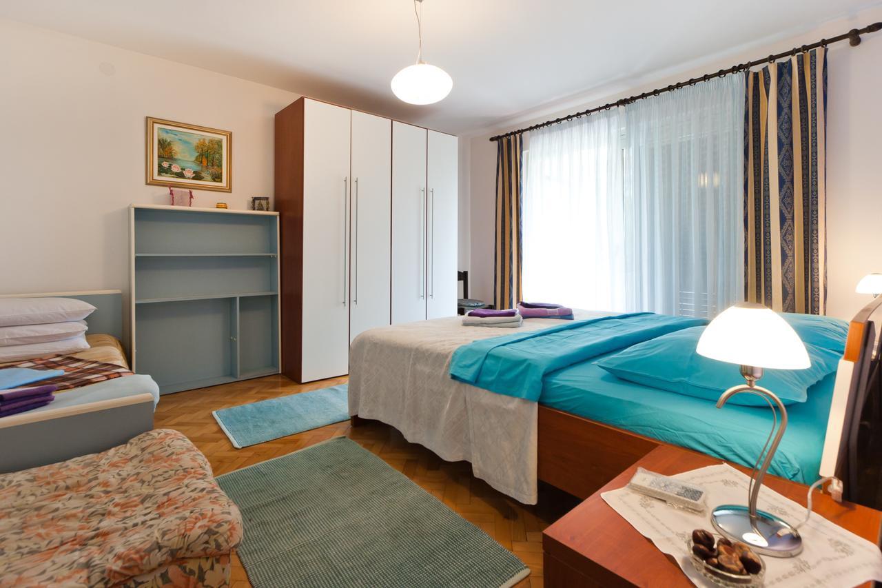 Apartments Neda Porec Bagian luar foto